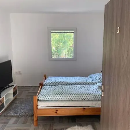 Nad Kupaliskom * Santovka