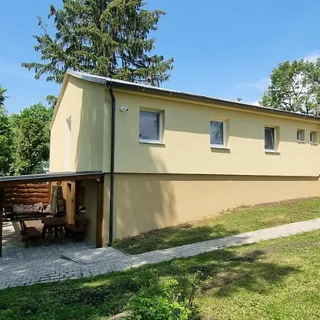 Nad Kupaliskom Santovka