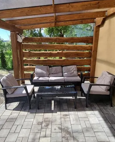 Nad Kupaliskom Santovka